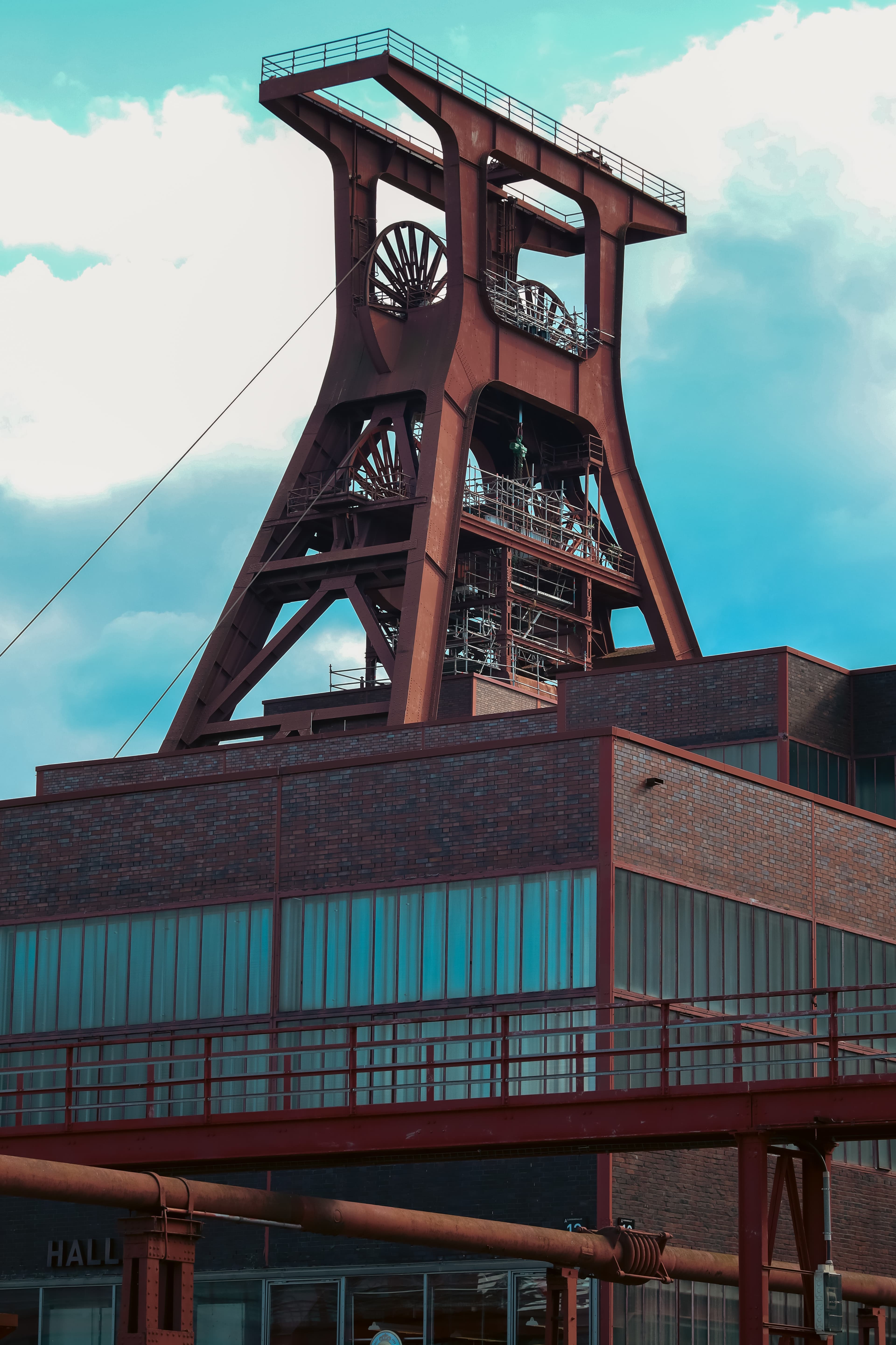 Fördergerüst einer Zeche im Ruhrgebiet – Ruhrkraft in Mülheim an der Ruhr